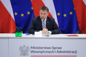 Ponad 5,5 mld zł za nieodebrane szczepionki. Kierwiński: rząd Morawieckiego do tego doprowadził