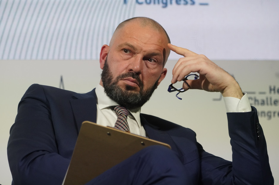 Limity płac medyków nie dadzą NFZ oszczędności. Przynajmniej nie w pierwszym roku