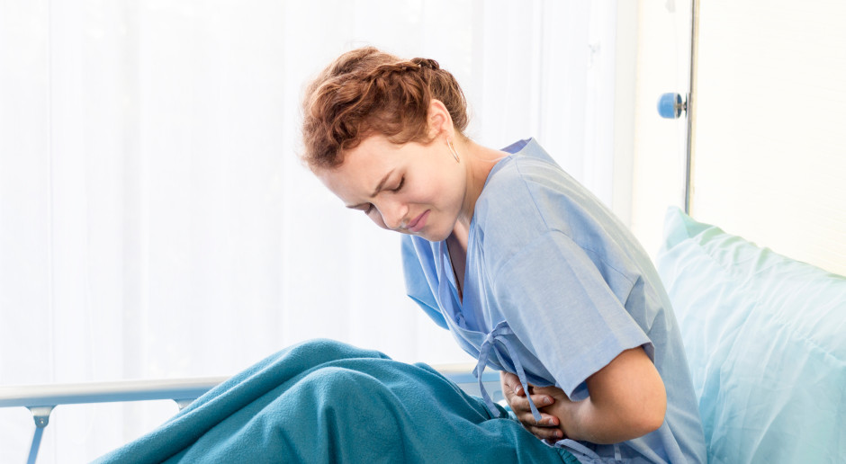 Piorunująco wyniszcza wątrobę. Liczba zakażeń rośnie