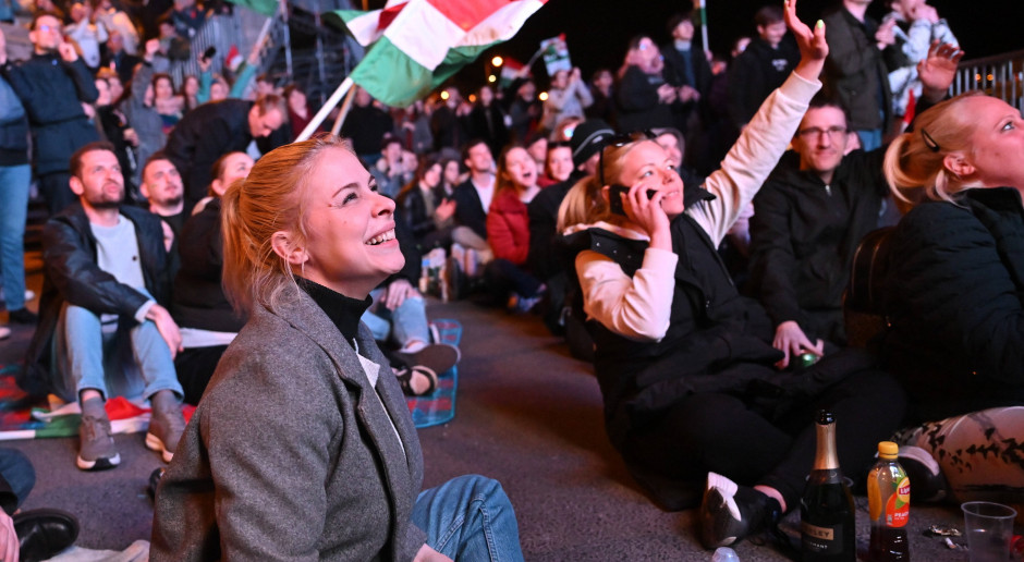 Węgry: taniec przyszłego ministra zdrowia stał się viralem. Lekarz ma ambitny plan