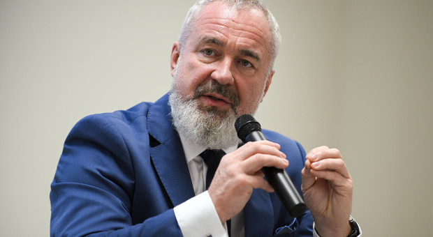 NFZ wciąż nie rozliczył nadwykonań za 2025 rok. "Zapłacimy, jak będziemy mieli w kasie"