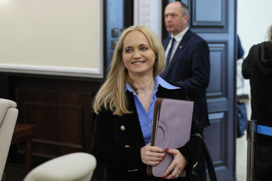 Od 4 806 zł do 15 840 zł – ministerstwo określa stawki płac. Dotyczą konkretnych grup pracowników