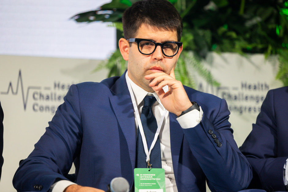 Lekarze chcą postępowania antymonopolowego: zarzuty wobec NFZ o nadużywanie pozycji