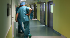 Szulc o "grzechu pierworodnym". Jedną trzecią budżetu NFZ "zjedzą" podwyżki