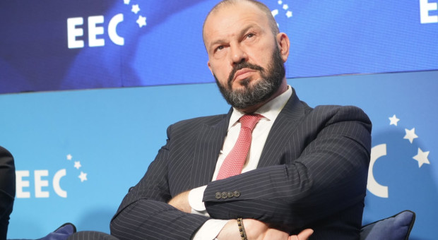 Wiceprezes NFZ o wynagrodzeniach medyków: przyjęto radośnie, bez źródła finansowania