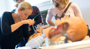 Progi punktowe na medycynę. Tak trzeba zdać maturę, by dostać się na studia lekarskie