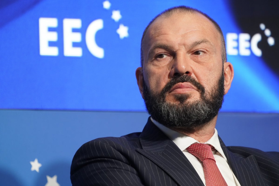 Wiceprezes NFZ o kolejnych cięciach i dramatycznym zabetonowaniu struktury świadczeń szpitalnych