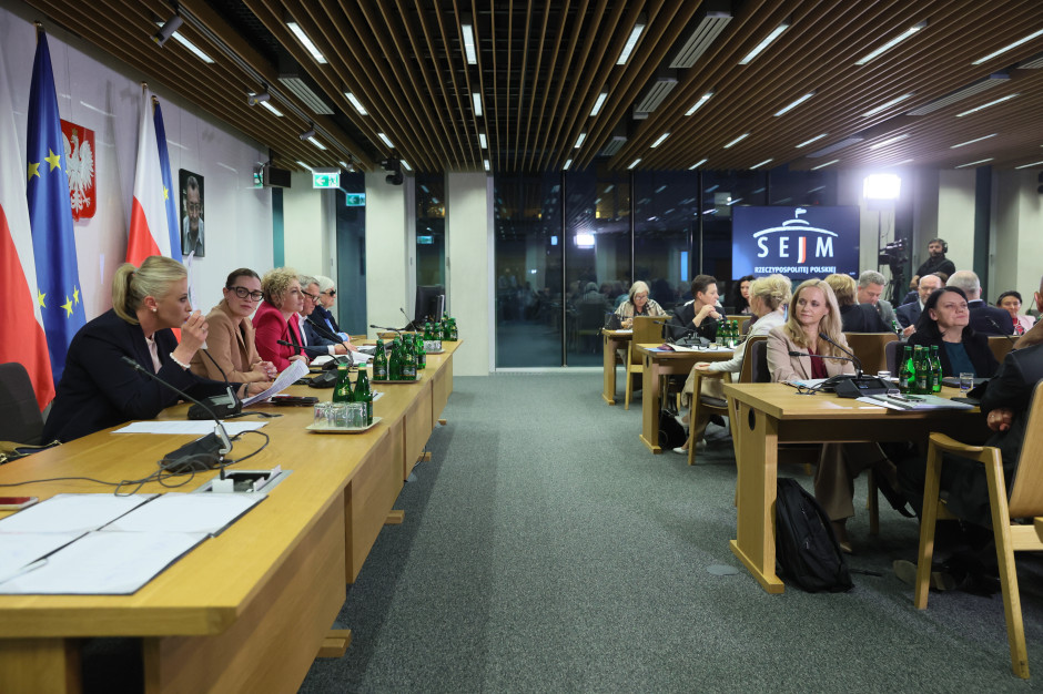 Starcie dwu ministerek. Są zgodne w jednym: NFZ się nie bilansuje