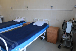 10 860,00 zł dla pielęgniarki. Areszty i więzienia szukają cywilów do pracy