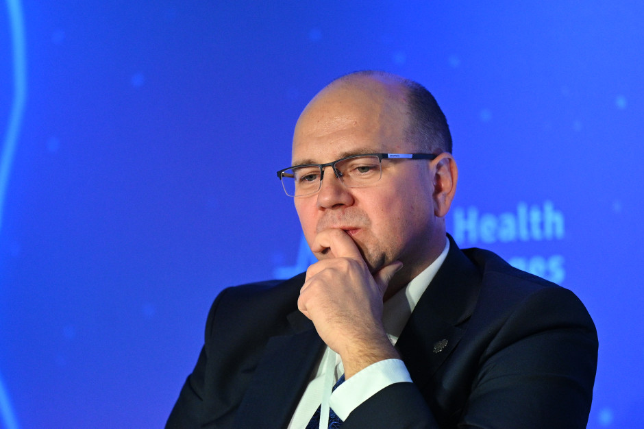 Lex Szarlatan coraz bliżej. Jest zgoda na nowe etaty, koszty zrównoważą wpływy z kar