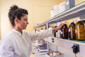 Już w tym roku nowe zasady na studiach farmaceutycznych. Mniej godzin to dopiero początek