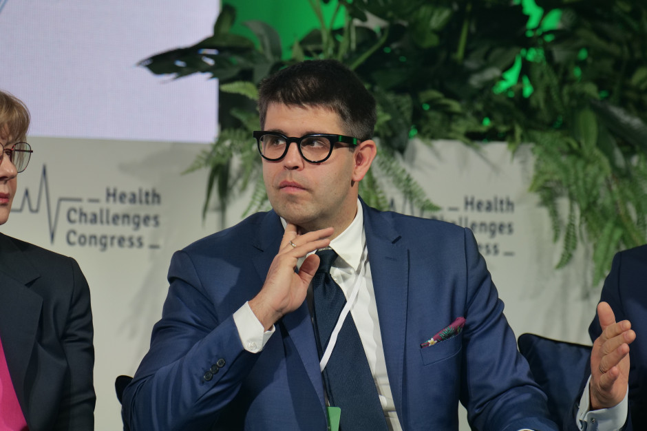 Kontrola Ministerstwa Zdrowia w izbie lekarskiej wstrzymana. Dalsze czynności po wyborach