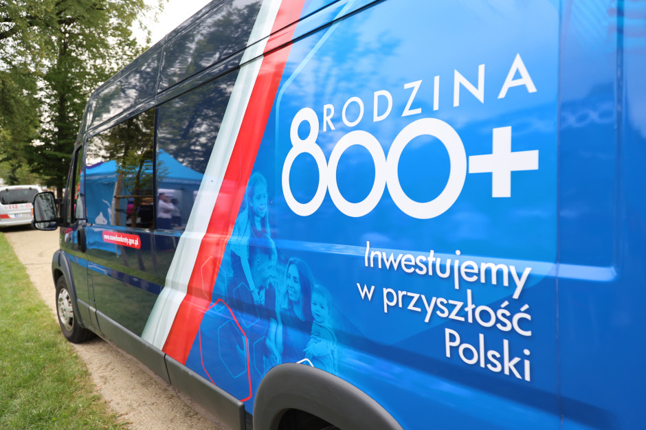 Likwidacja PIT zamiast 800 plus. Kontrowersyjny pomysł w Sejmie