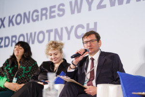 Nowy model centrów zdrowia psychicznego od 2027 r. Eksperci ostrzegają przed odejściem od pilotażu