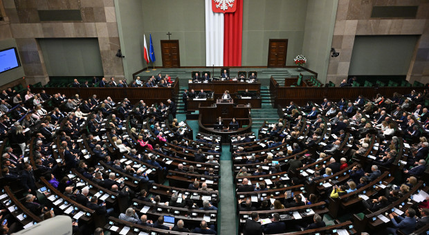 Nie było głosów przeciw: posłowie przyjęli ustawę dotyczącą e-Zdrowia. W grze ponad 3 mld zł