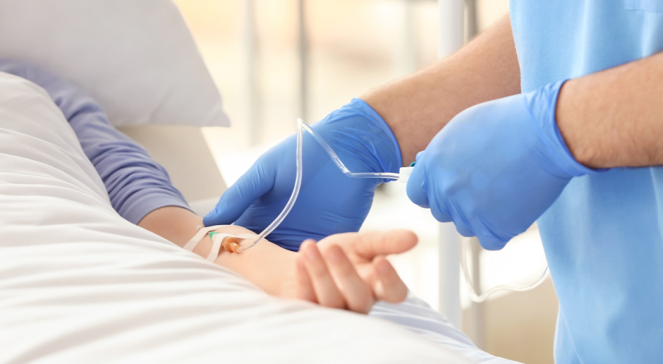 Nowe terapie w reumatologii. PTR ocenia korzystnie i proponuje poszerzenie dostępności