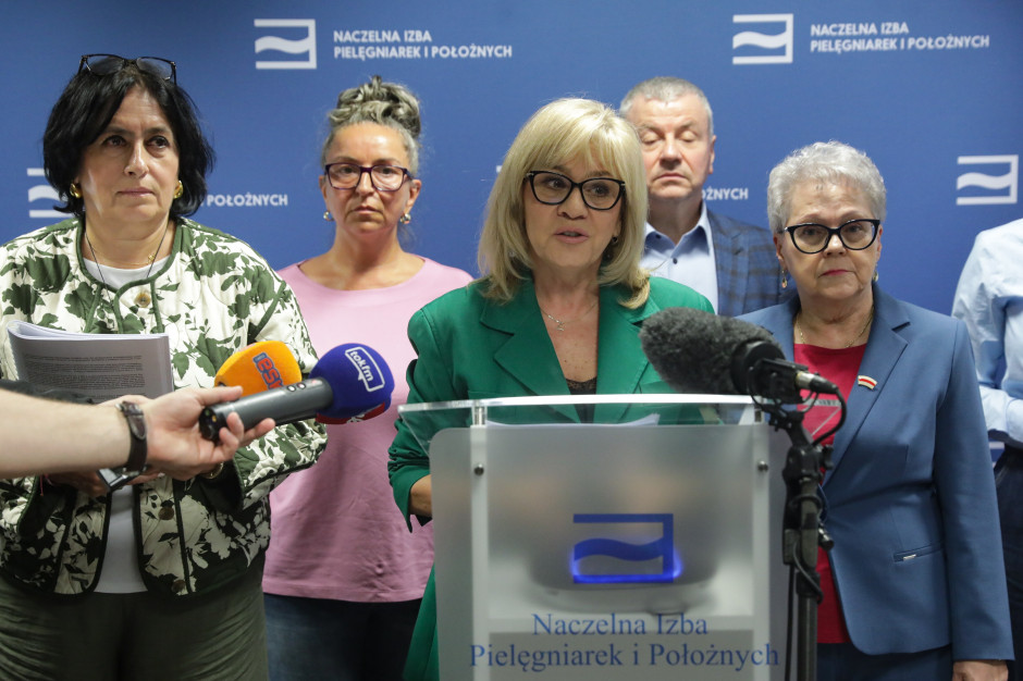 Całe województwa bez ani jednej położnej? Ministerstwo broni nowej ścieżki kształcenia