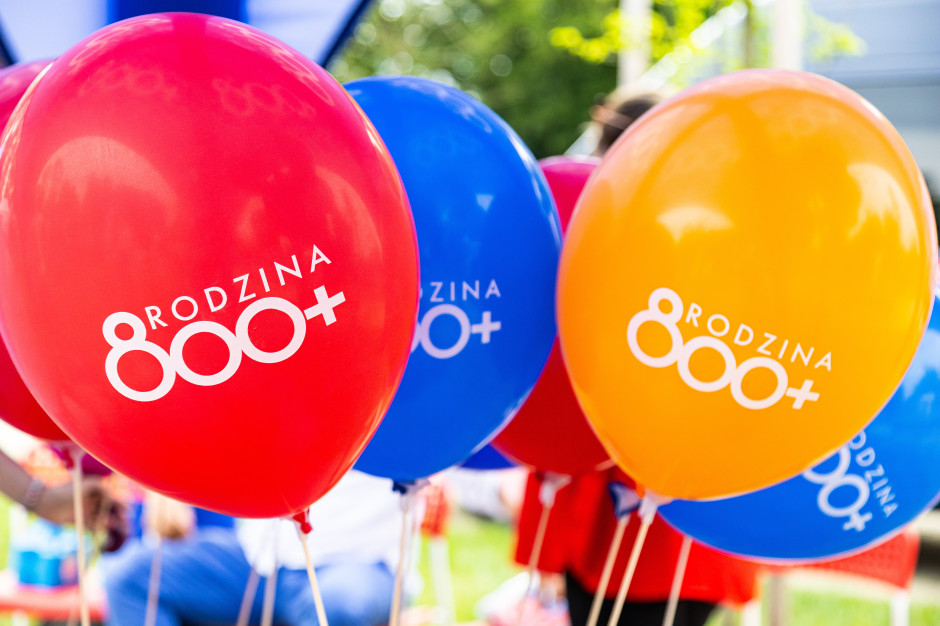 Decyzja zapadła: nowe zasady w przyznawaniu 800 plus. Już bez wyjątku