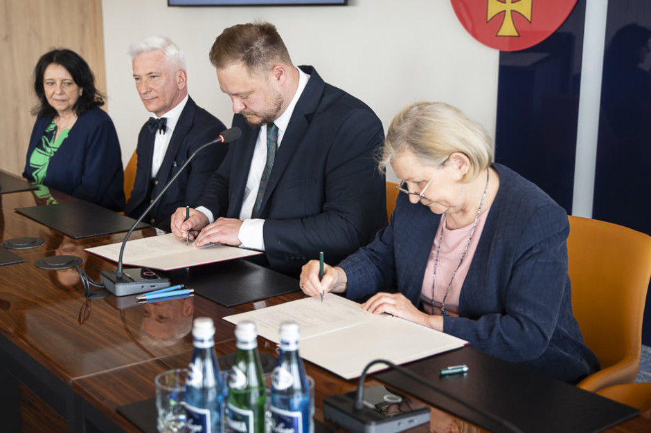 Pacjenci zyskają szybszy dostęp do leczenia? Jest umowa z Narodowym Instytutem Onkologii