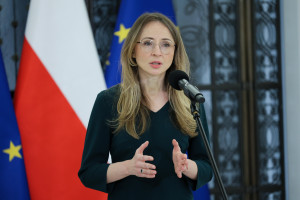 Ministra ogłosiła przełomowe zmiany dla polskich rodzin. Nie 60 a 120 godzin