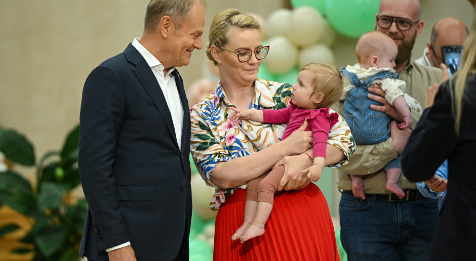 Tusk o in vitro: mamy 15 tysięcy więcej skarbów. Wzrośnie finansowanie