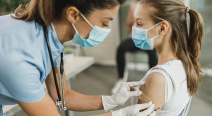 Farmaceuci zaszczepią także poza apteką. Jest projekt przygotowany przez specjalny ministerialny zespół