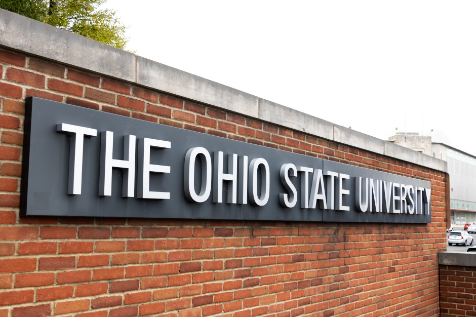 100 mln dolarów dla byłych studentów. Ugoda Ohio State University po latach