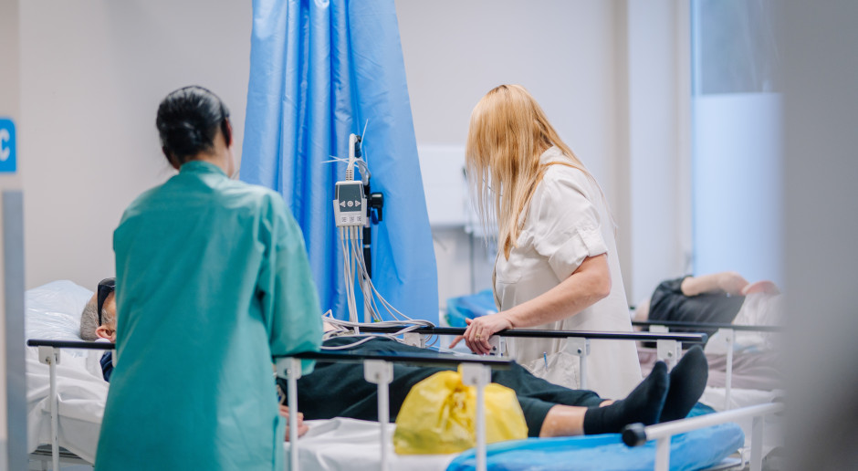 Spór o odbieranie warunkowych uprawnień dla lekarzy w prokuraturze
