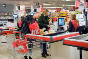 Tylko cztery niedziele handlowe. Posłowie podjęli decyzję