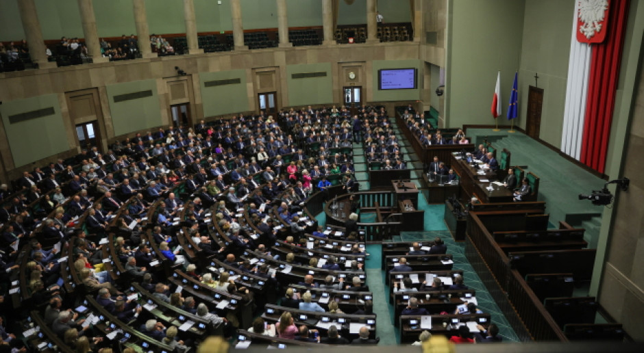 Ekspresowe tempo. Drugie czytanie nowych przepisów o danych nt. zarobków lekarzy dziś w Sejmie
