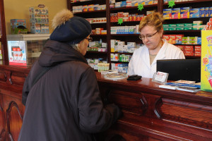 Najdroższe leki przejmują rynek. Lista bezpłatnych produktów do zmiany od października