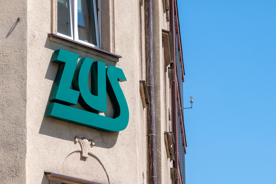 Jutro protest w ZUS. Związki żądają 1200 zł podwyżki, zarząd proponuje 220 zł