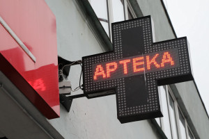 Reklama aptek możliwa, ale bez "koców i patelni". GIF: od roku mamy dziki wschód