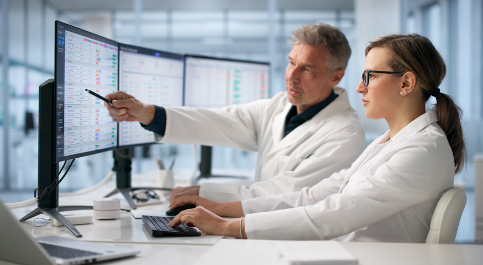 Szpitale nie traktują już AI jako eksperymentu. "Musi być integralną częścią pracy klinicznej"