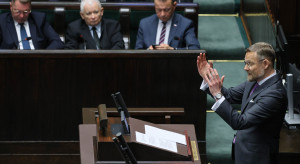Sejm za pełnym śledzeniem zarobków lekarzy. Nikt nie był przeciw. Teraz projektem zajmie się Senat
