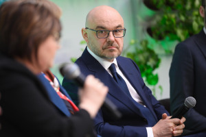 Zmiany kadrowe w ochronie zdrowia. Prezes NFZ stracił istotną funkcję