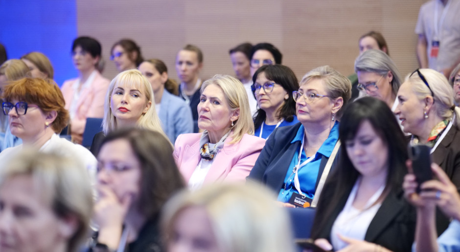 Koniec z fragmentarycznym leczeniem. 2 dni Forum Zdrowia Kobiet w jednym wideo