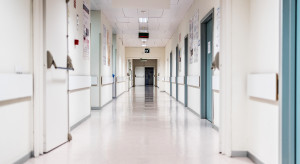 Ministerstwo luzuje wymogi dla szpitali. Od lipca koniec części weekendowych dyżurów