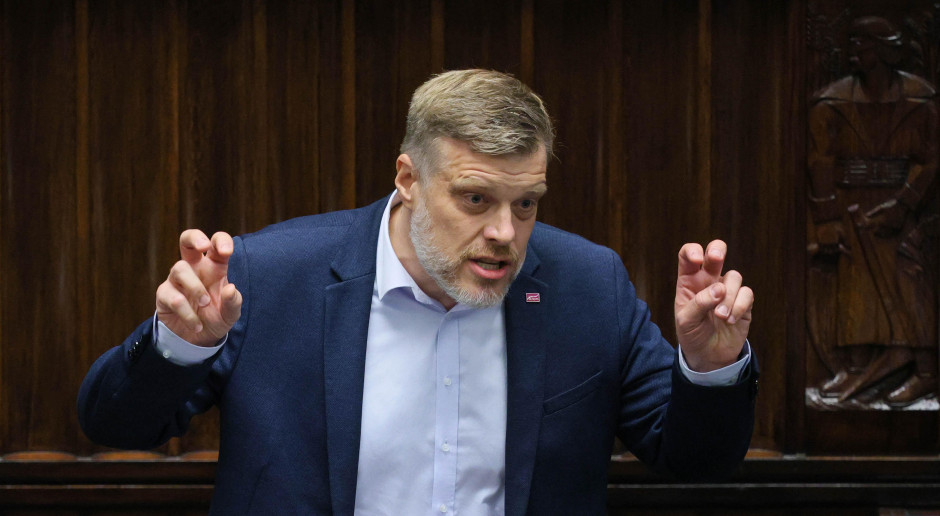 Adrian Zandberg: zamieniliśmy lekarzy w obwoźne firmy. Powinni pracować w jednym etacie