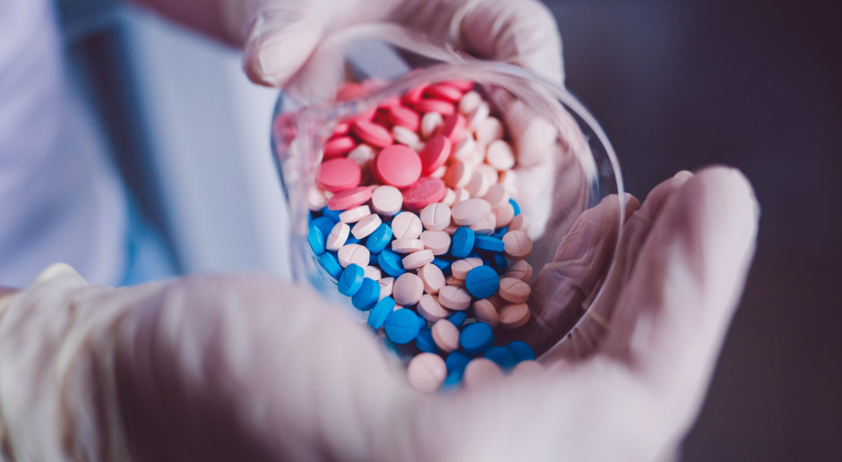 Co 12. lekarz w Polsce wypisuje recepty na placebo. Nauka bezlitosna dla tych preparatów