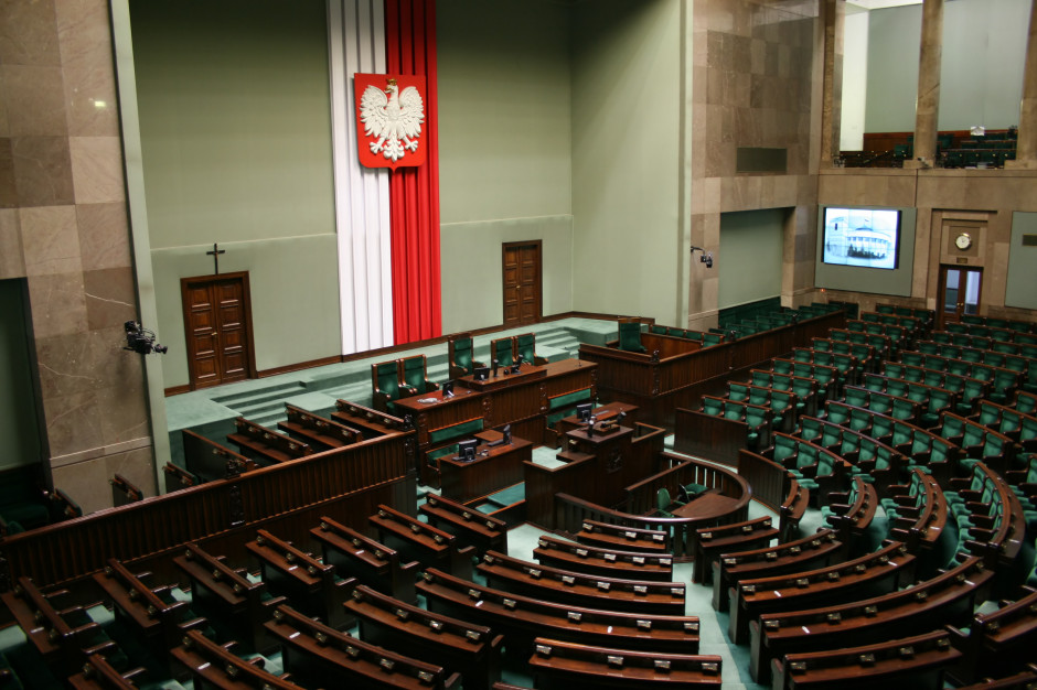 Lex szartalan, zakazy dotyczące alkoholu, sieć onkologiczna. 1-3 lipca kolejne posiedzenie Sejmu