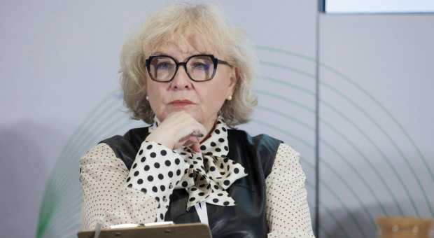 "Należy natychmiast zlikwidować kominy płacowe". Szefowa zdrowotnej Solidarności o rekordowych zarobkach lekarzy