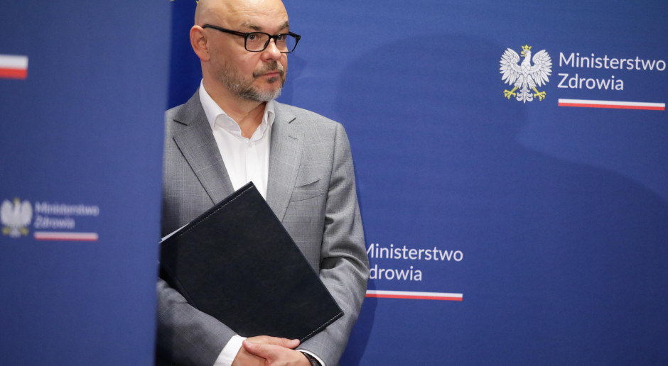 Minister cyfryzacji chce dymisji szefa NFZ. "Głową powinien zapłacić"