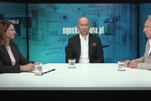 Szczepienia dorosłych: system przyspieszył, ale wciąż zatrzymują go proste bariery