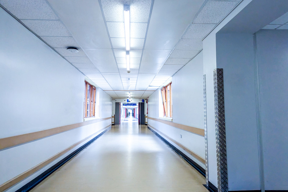 Szpital w Lęborku bez pieniędzy z NFZ za nadwykonania. Rozważa pójście do sądu