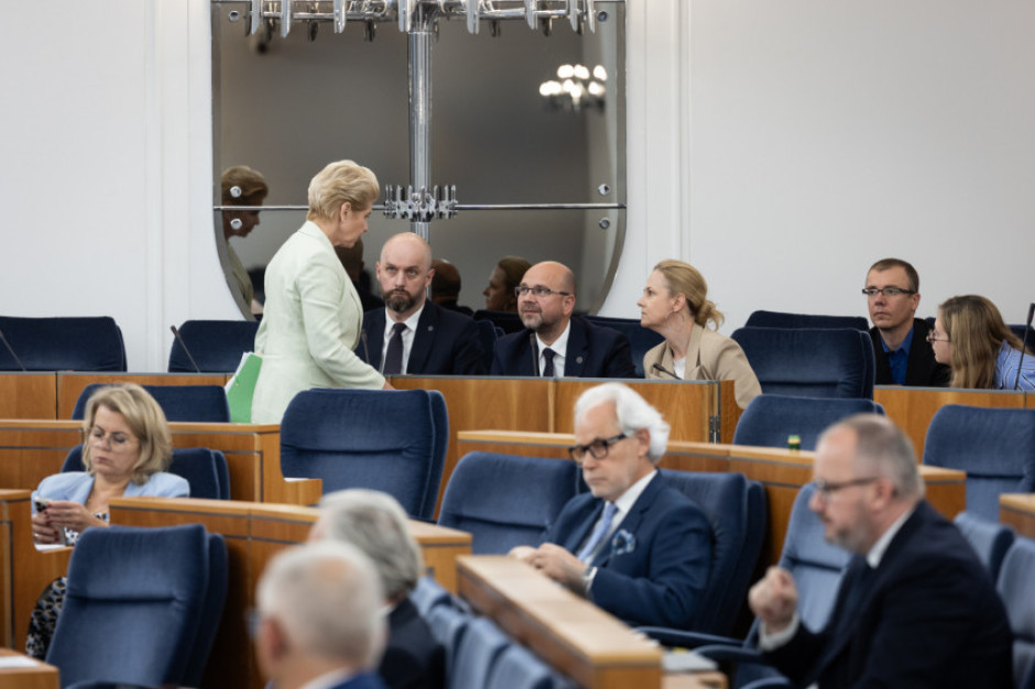 Senat poparł lex szarlatan. choćby milion złotych kary za pseudomedyczne praktyki