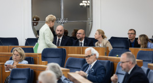 Lex Szarlatan z poparciem 62 senatorów. Jeszcze w lipcu w Sejmie, potem trafi do prezydenta