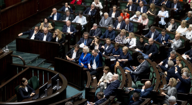 Lex Szarlatan wraca do Sejmu. 29-31 lipca ostatnie posiedzenie przed parlamentarnymi wakacjami
