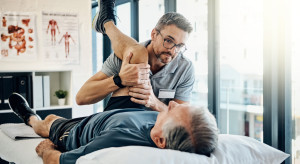 Spór o rehabilitację. Lekarze nie chcą oddać kwalifikacji fizjoterapeutom