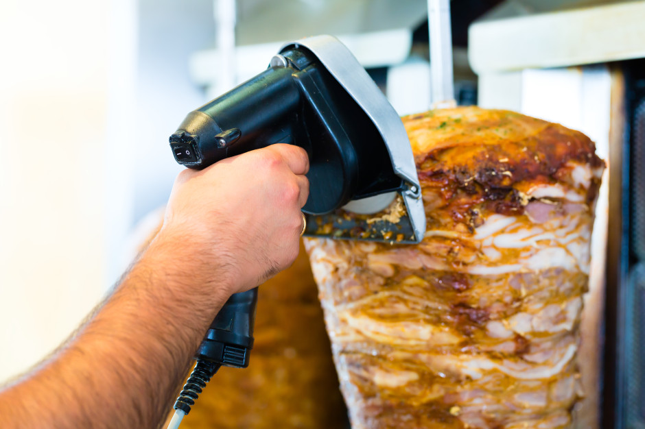 Tak nas oszukują na kebabach. Raport po kontroli, szokująco dużo nieprawidłowości